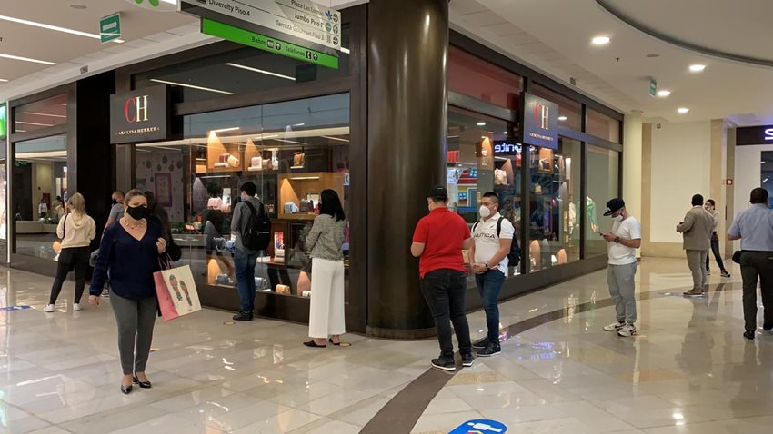 El propósito es evitar las aglomeraciones y concentraciones de personas y así controlar la propagación del cor