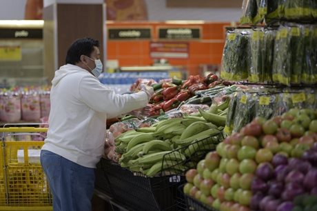 Los 26 productos de primera necesidad serán objeto de seguimiento y control por parte del DANE y la SIC.