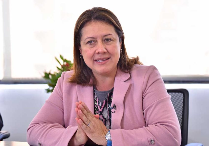 Descripción: MInistra